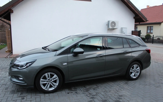 Opel Astra cena 32900 przebieg: 221421, rok produkcji 2017 z Olsztyn małe 352